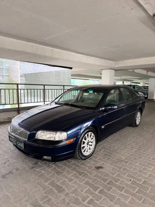 Volvo S80 
