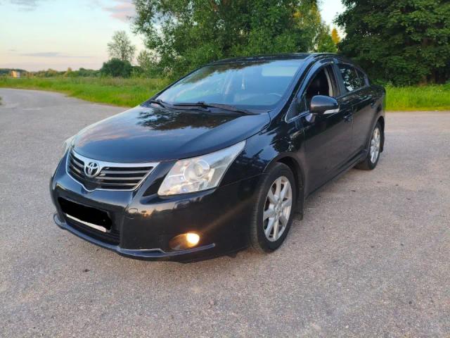 TOYOTA AVENSIS