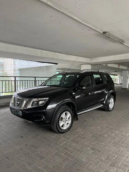 NISSAN TERRANO