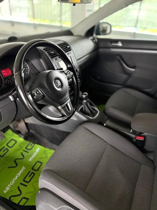 Volkswagen jetta V