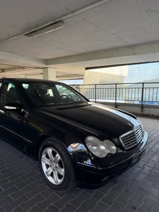 Mercedes-Benz C 180