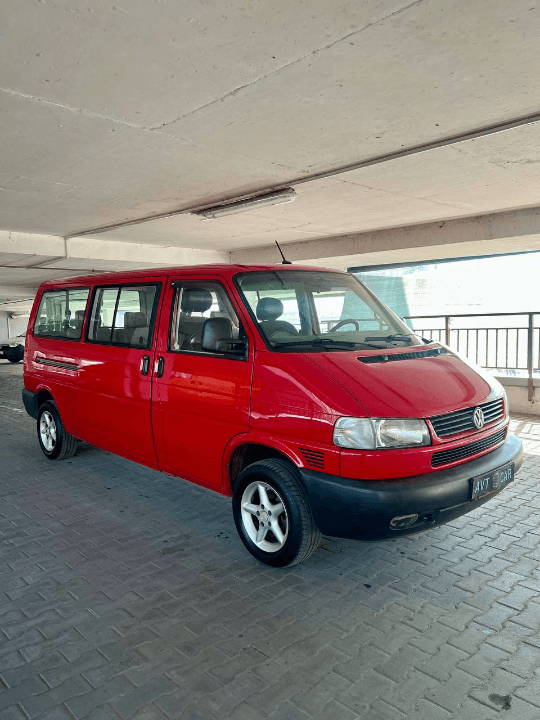 VOLKSWAGEN CARAVELLE