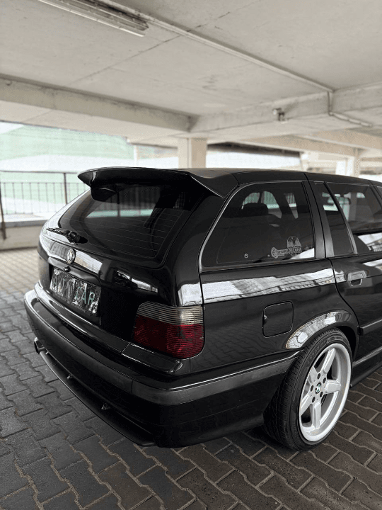 BMW E36 318I