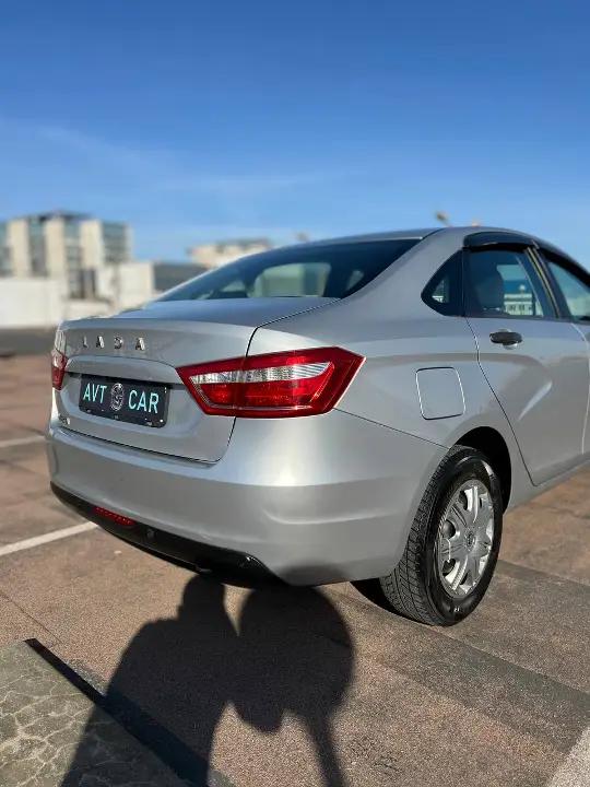 Lada Vesta GFL110