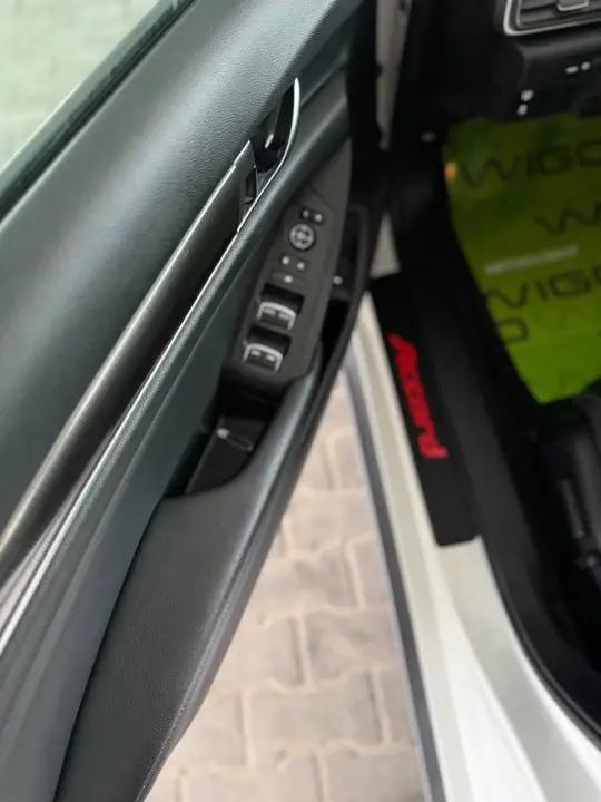 Honda Accord X