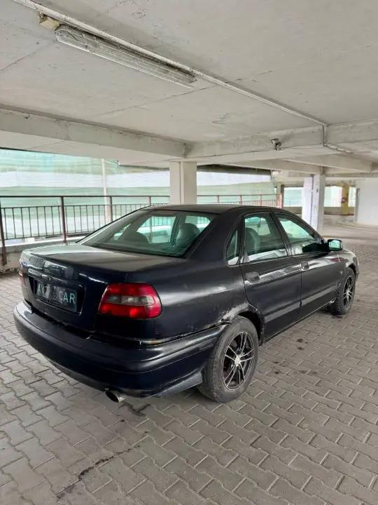 VOLVO S40