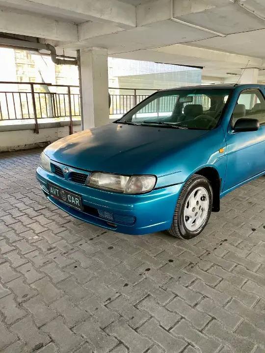 Nissan Almera