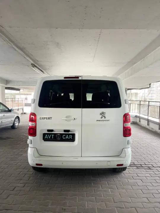 PEUGEOT EXPERT TRAVELLER