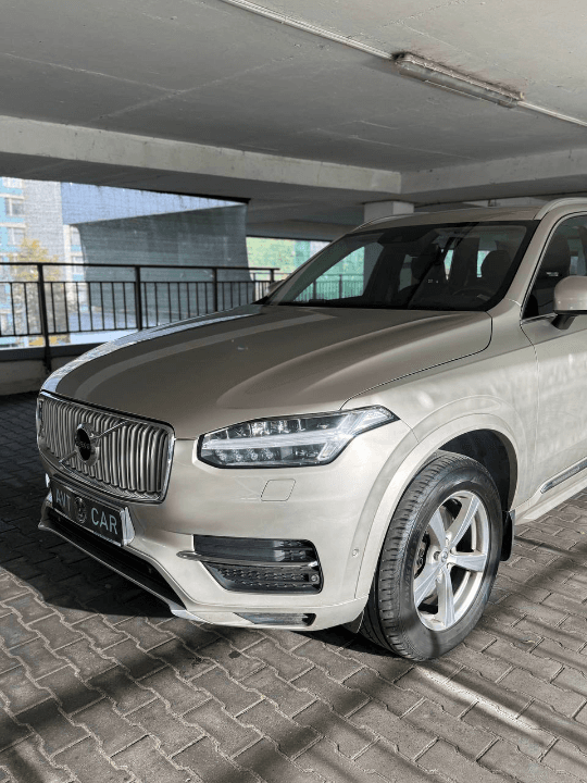Volvo XC-90