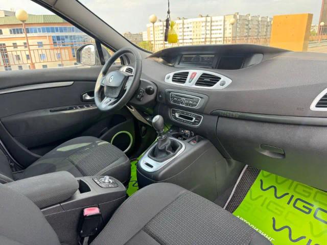 RENAULT MEGANE SCENIC