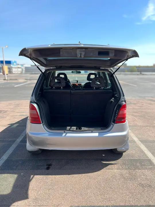 Mercedes-Benz A160