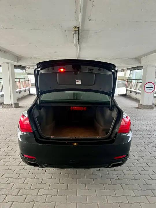BMW 740I