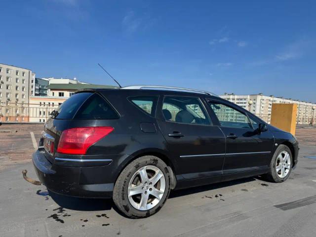PEUGEOT 407