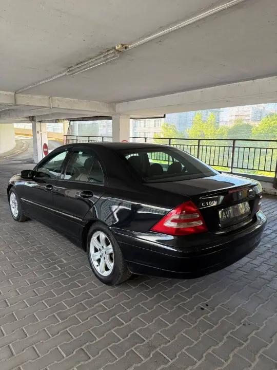 Mercedes-Benz C 180