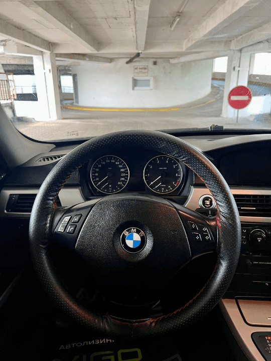 BMW E90