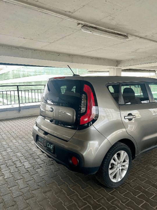 KIA SOUL