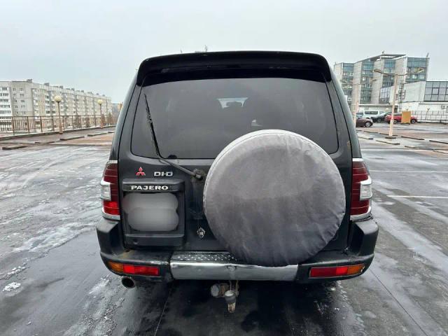 MITSUBISHI PAJERO