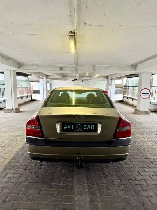 VOLVO S80