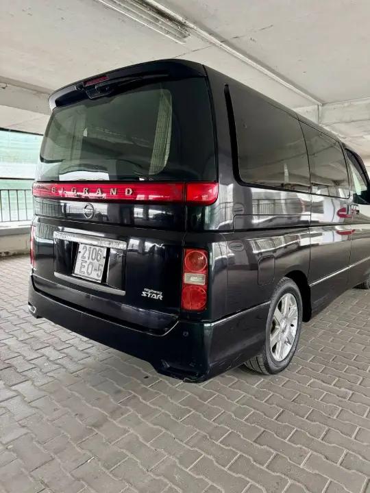 Nissan Elgrand