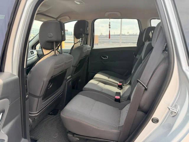 RENAULT MEGAN SCENIC