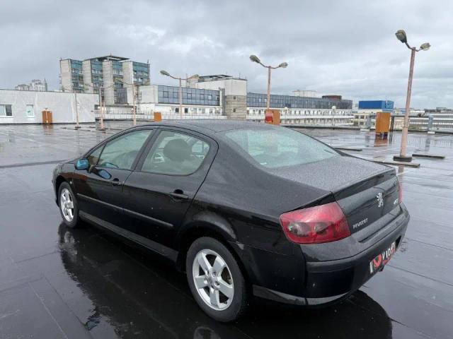 PEUGEOT 407