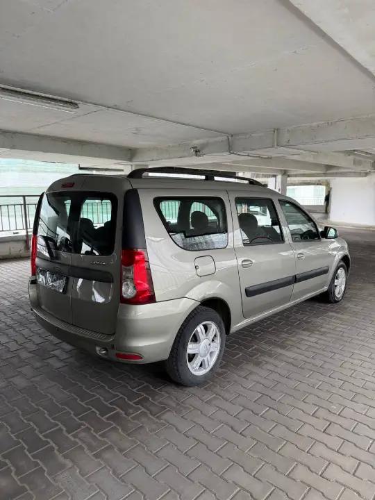 Lada Largus