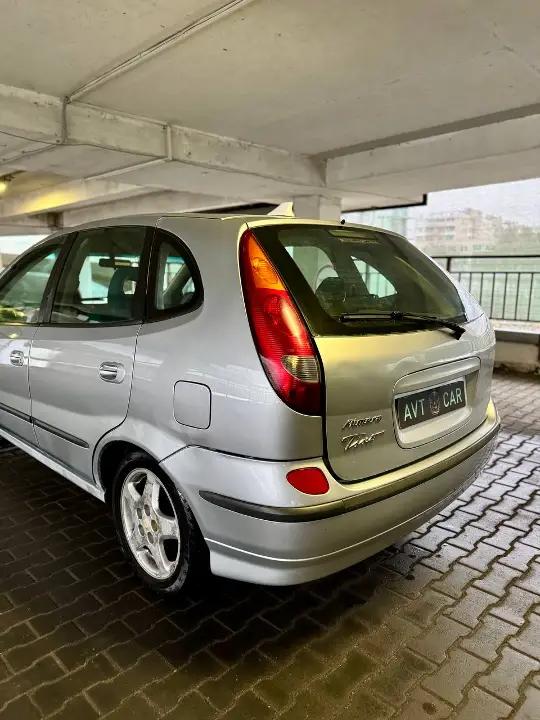 Nissan Almera Tino