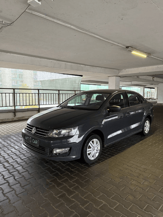 Volkswagen Polo Sedan