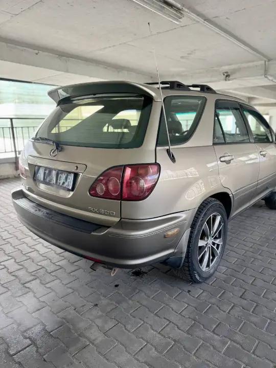Lexus RX 300