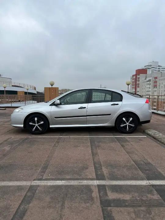 Renault Laguna
