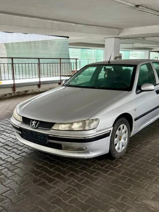 Peugeot 406