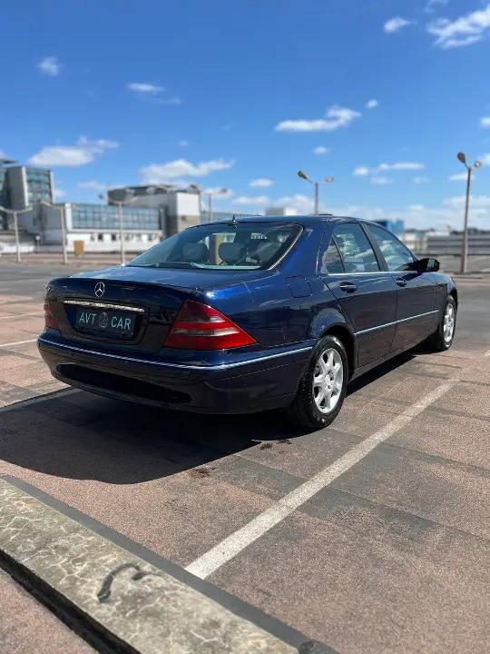 Mercedes-Benz 220CDI