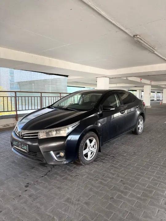 TOYOTA COROLLA