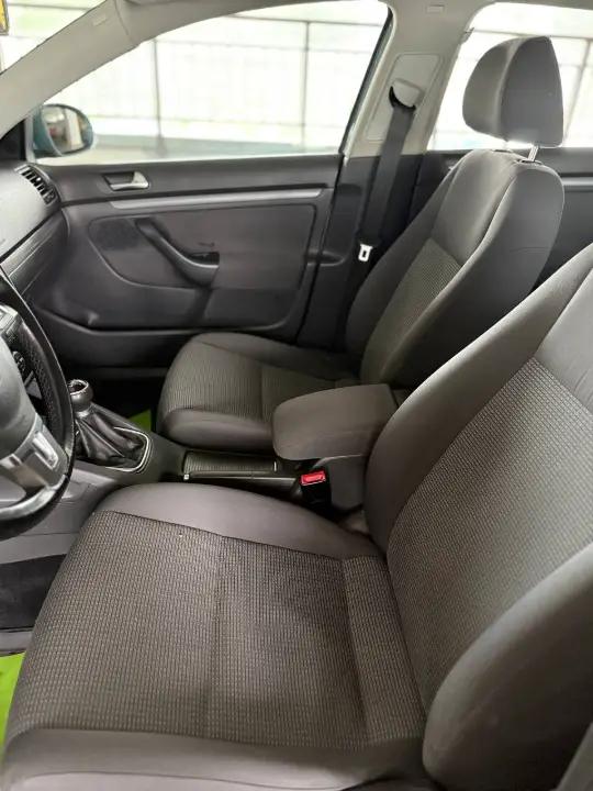 Volkswagen jetta V