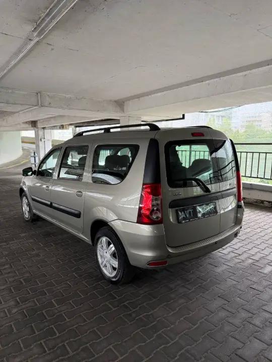 Lada Largus