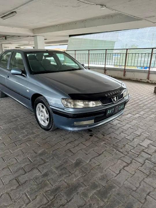 Peugeot 406