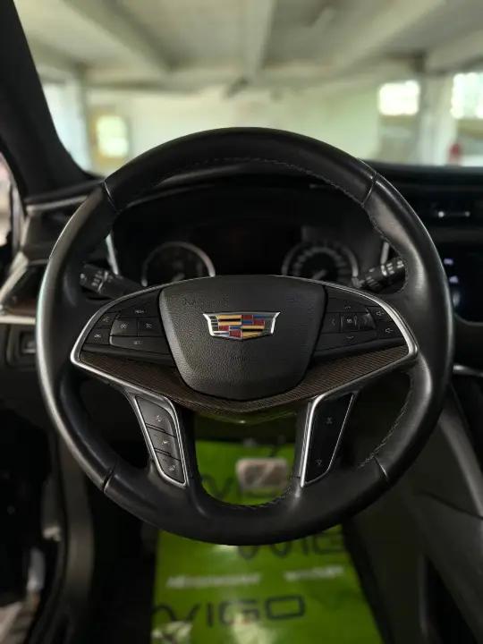 Cadillac XT-5