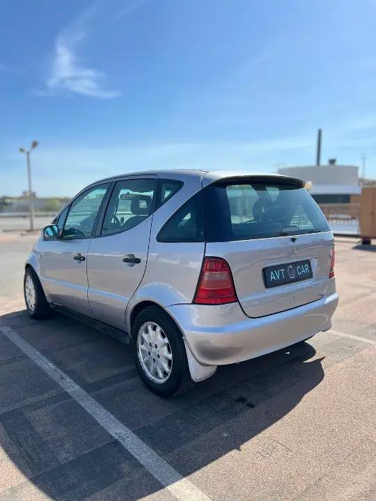 Mercedes-Benz A160