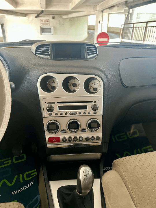 Alfa Romeo 156