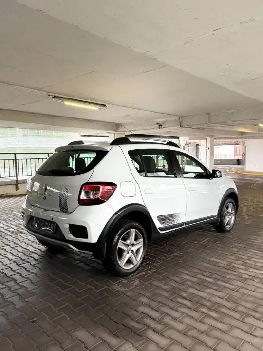 RENAULT SANDERO STEPWAY