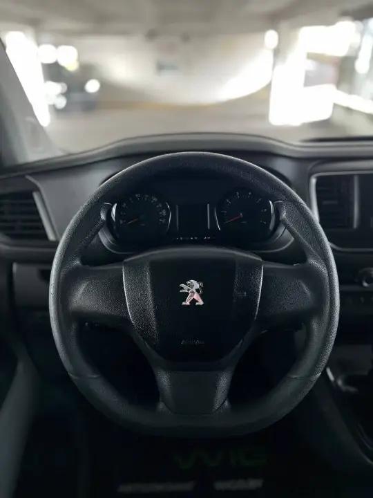 PEUGEOT EXPERT TRAVELLER