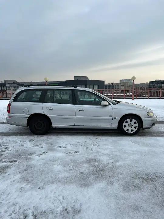 Opel omega