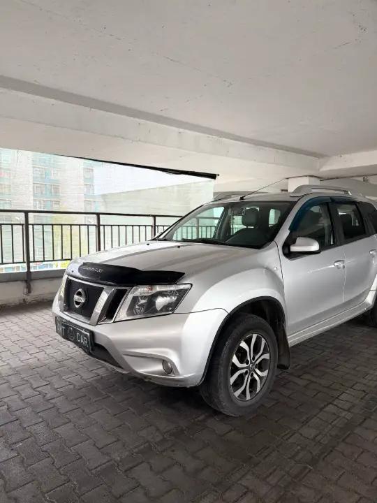 NISSAN TERRANO