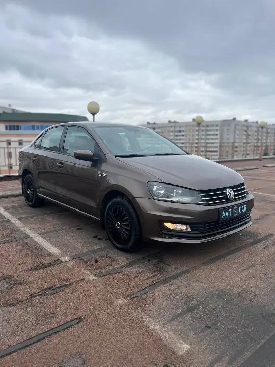 Volkswagen Polo Sedan