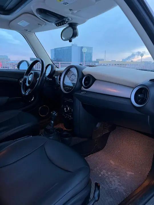 MINI COOP
