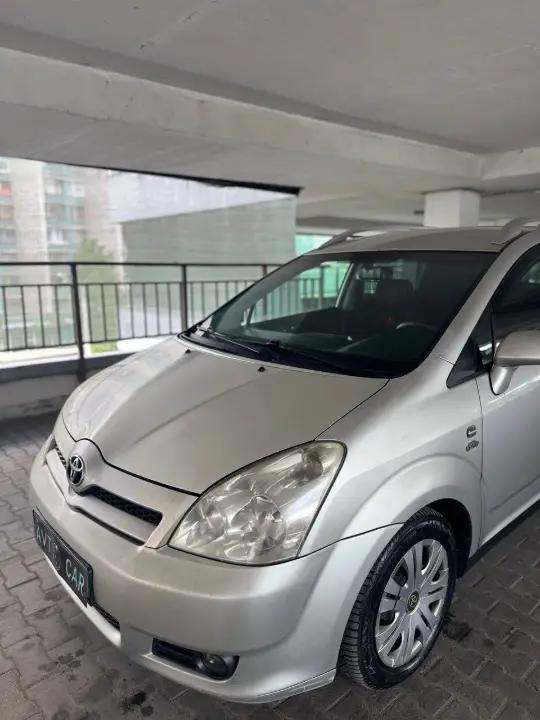 Toyota Corolla Verso