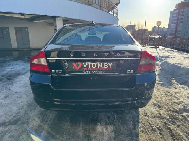 VOLVO S80