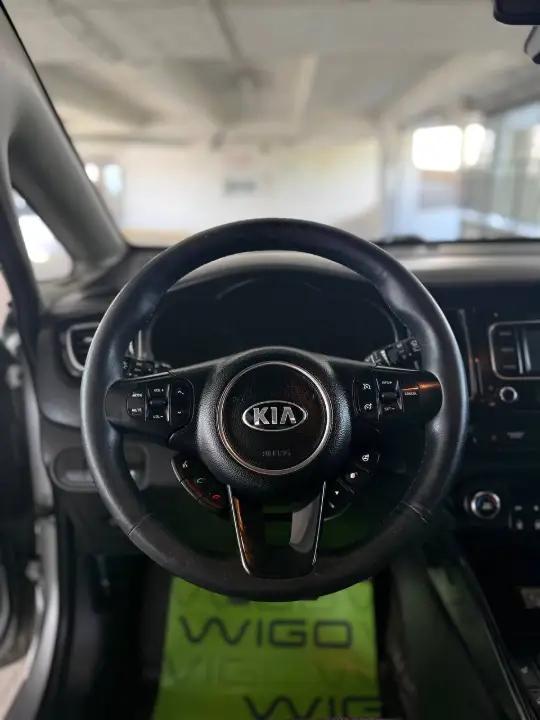 Kia Carens