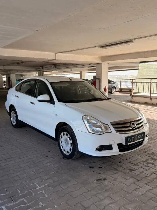 Nissan Almera