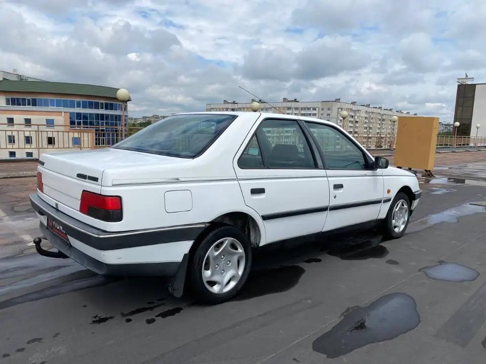 PEUGEOT 405